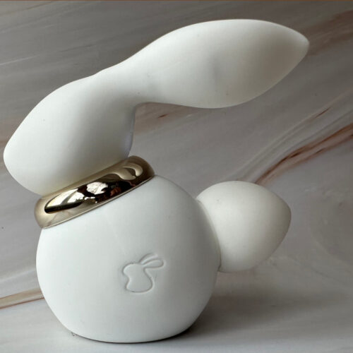 Recenze BOOM Lumi Lapin – designová hračka, která (ne)klame tělem