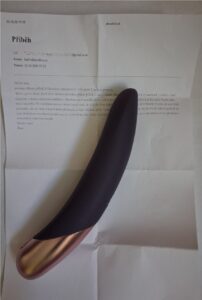 srotovne fialovy vibrator 